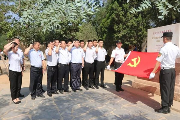 西柏坡红色培训党